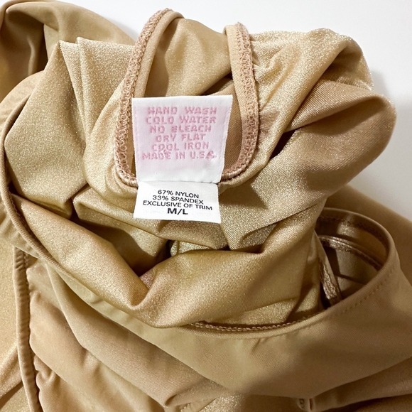 Only‎ Hearts Nude bodysuit - Size M/L - Picture 5 of 6